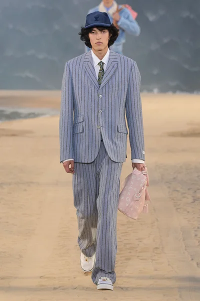 Look 59